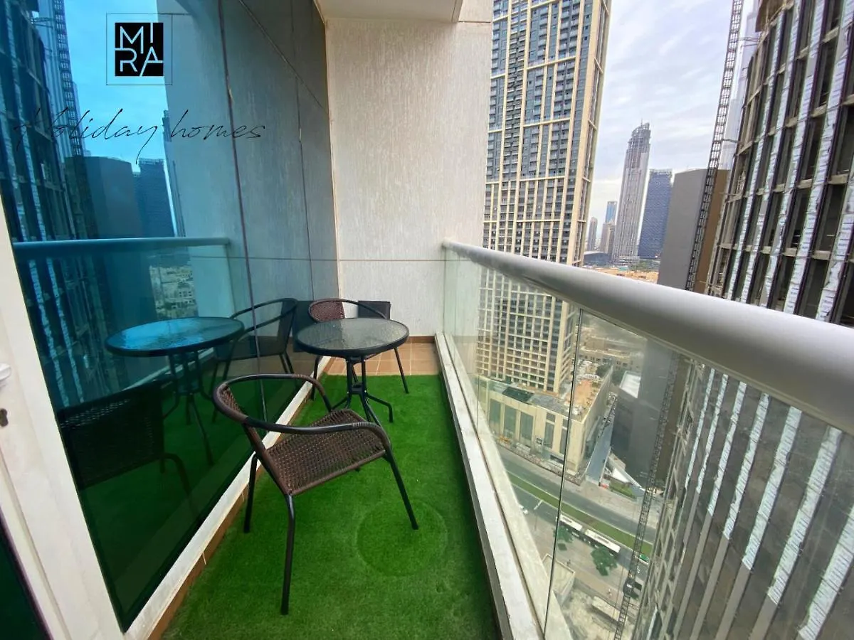 Serviced 1 Bed In Downtown - 5 Min To Dubai Mallアパートメント